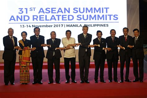 La Cumbre de Liderazgo ASEAN 2017: Un Encuentro Diplomático Conmovedor y Retador